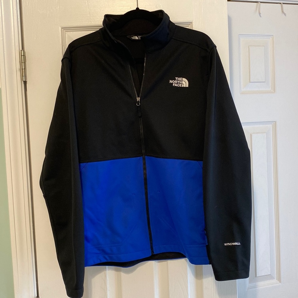 The North Face Windwall men’s jacket